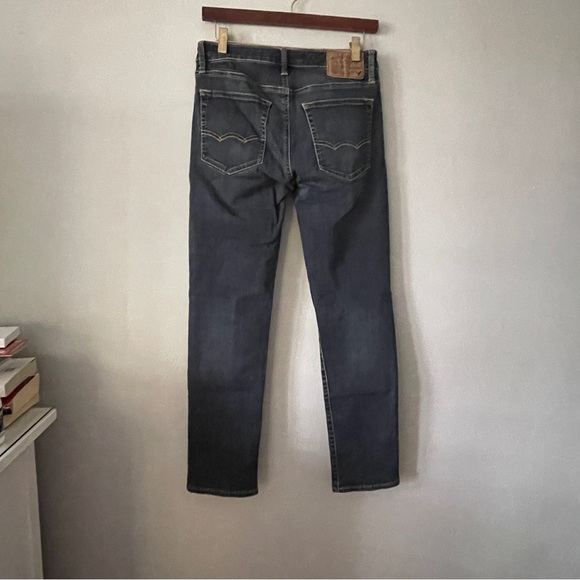 AE Extreme Flex Slim Straight Jeans 28x30 - Must-Have Denim! Like New 🔥 - Picture 2 of 5